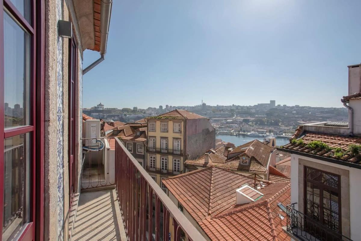 Liiiving In Porto - Ribeira Vintage View Apartment Bagian luar foto